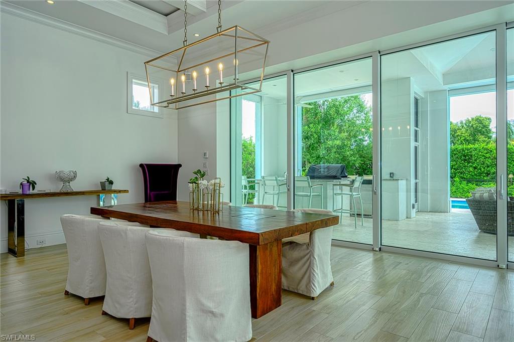655 Riviera Drive Naples, FL 34103 - Photo 8 of 34 Gallery Image 8