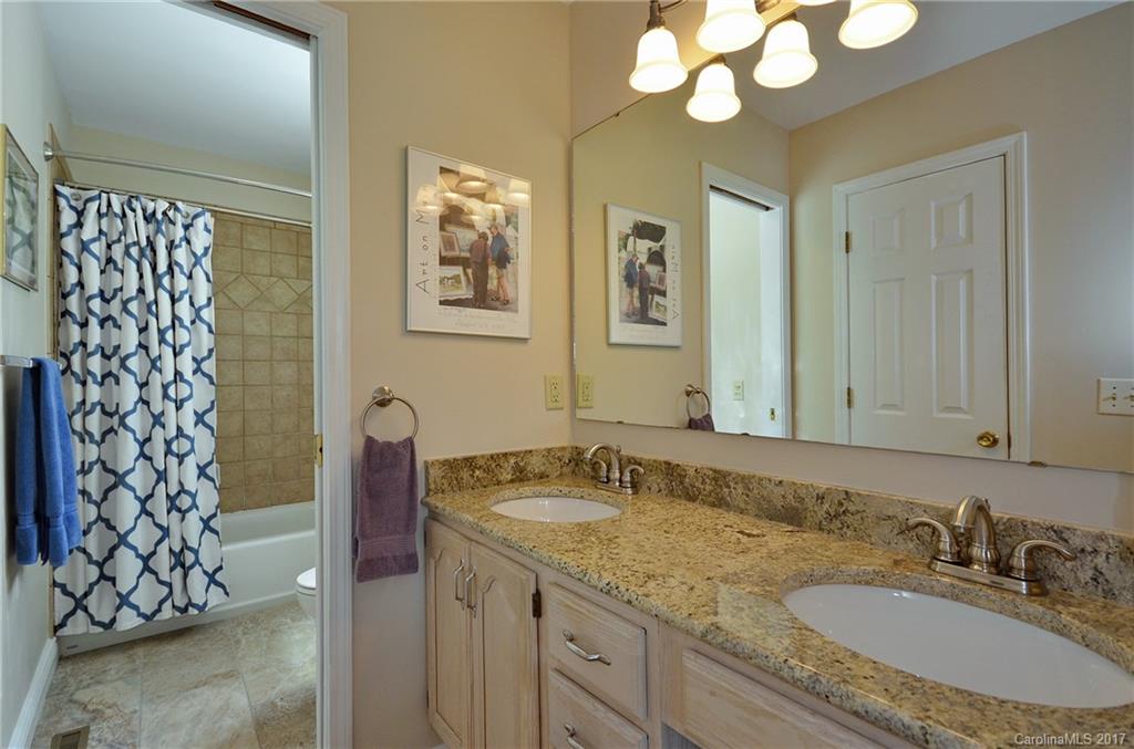 4521 Cove Loop Road Hendersonville, NC 28739 - Photo 12 of 22 Gallery Image 12