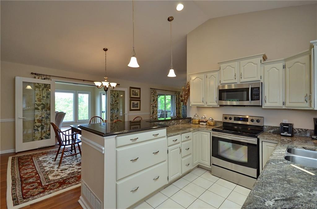 4521 Cove Loop Road Hendersonville, NC 28739 - Photo 8 of 22 Gallery Image 8