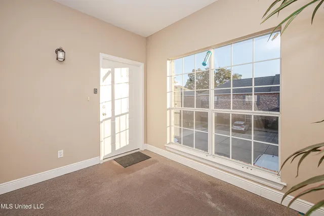 $199,999 | 219 Armand Oaks, Ocean Springs, MS 39564