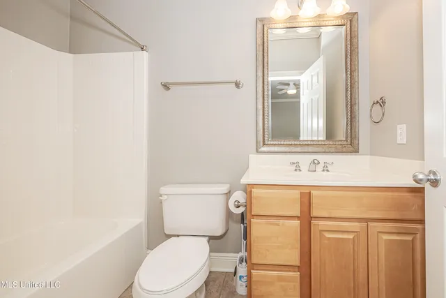 $199,999 | 219 Armand Oaks, Ocean Springs, MS 39564