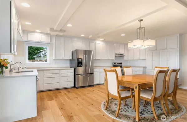 $2,300,000 | 221 Baker View Lane, Camano Island, WA 98282