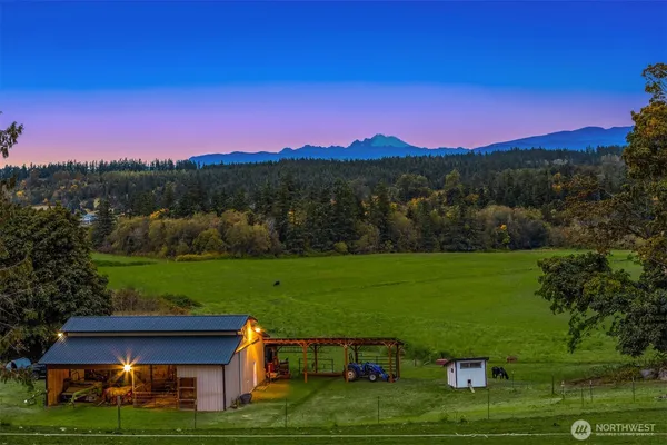 $2,300,000 | 221 Baker View Lane, Camano Island, WA 98282