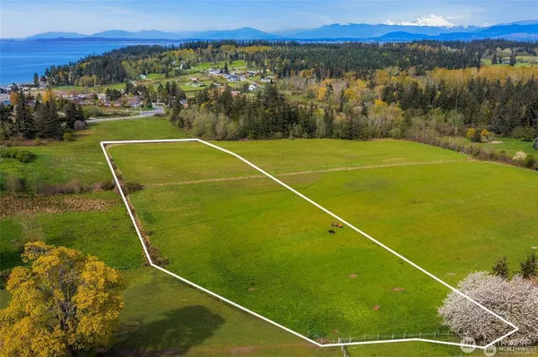 $2,300,000 | 221 Baker View Lane, Camano Island, WA 98282