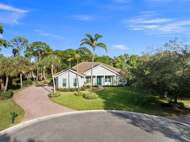 $1,089,888 | 1680 Southeast Cypress Glen Way, Stuart, FL 34997