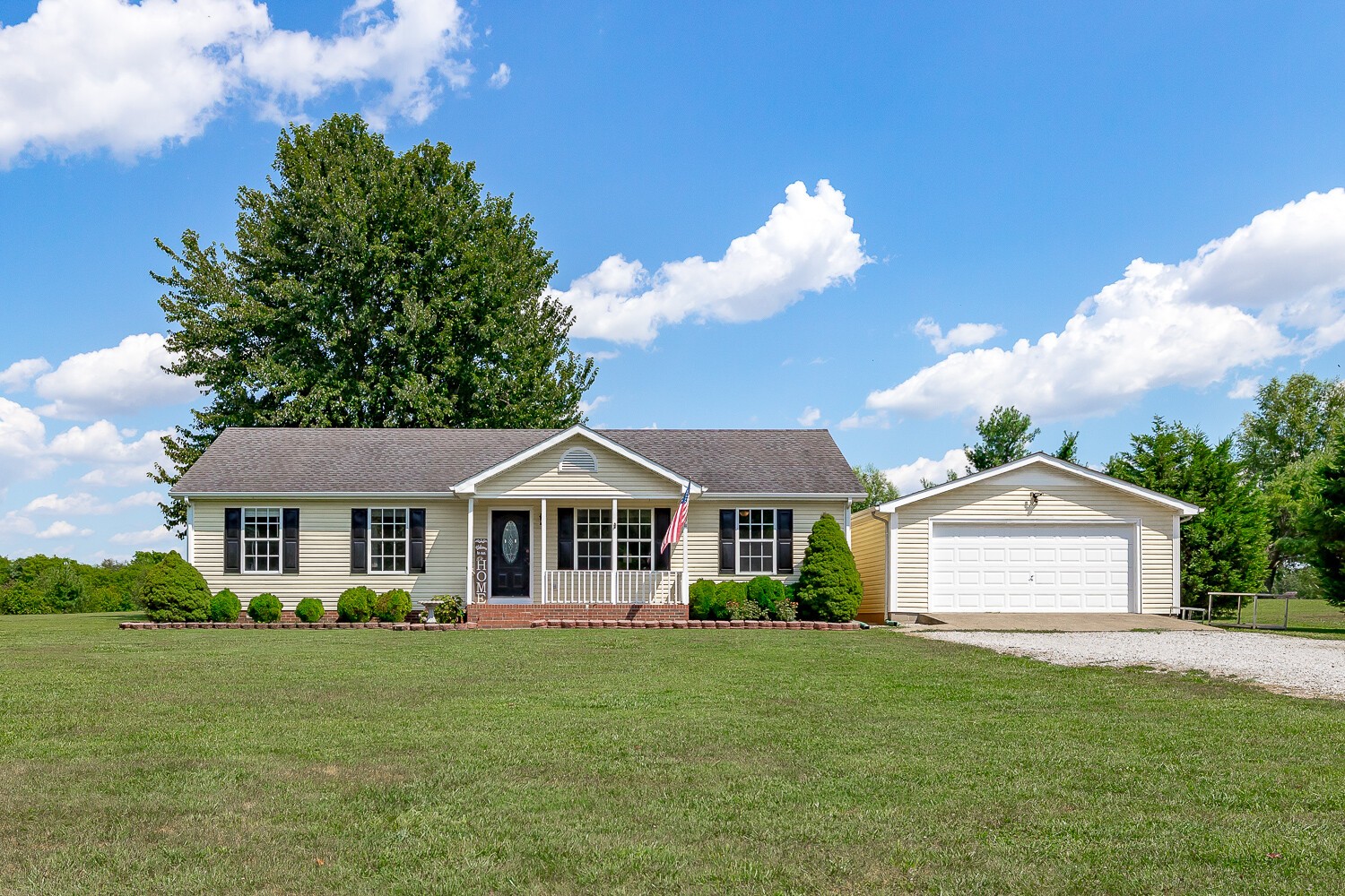 3880 Striped Bridge Road Hopkinsville, KY 42240 - Photo 1 of 27