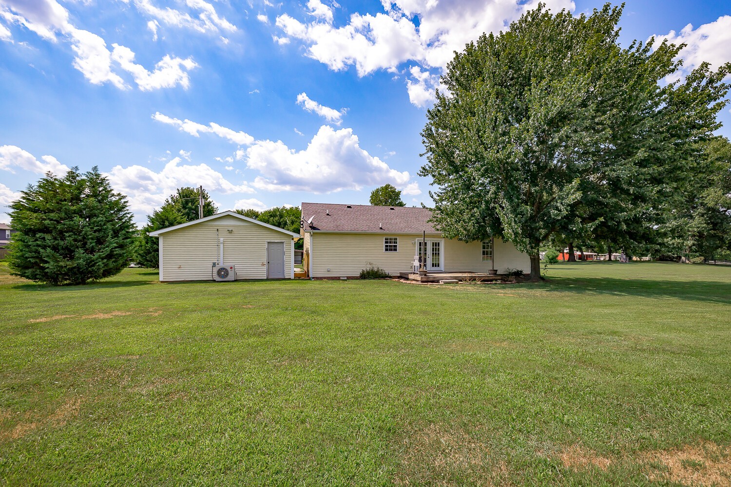 3880 Striped Bridge Road Hopkinsville, KY 42240 - Photo 23 of 27