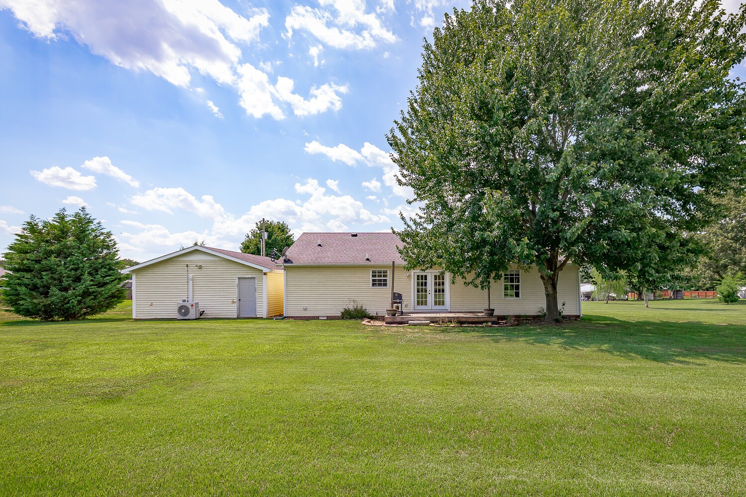 3880 Striped Bridge Road Hopkinsville, KY 42240 - Photo 25 of 27