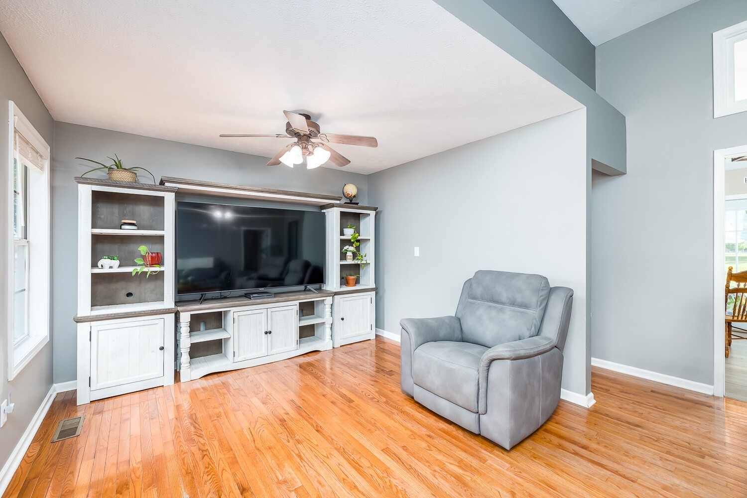 3880 Striped Bridge Road Hopkinsville, KY 42240 - Photo 6 of 27