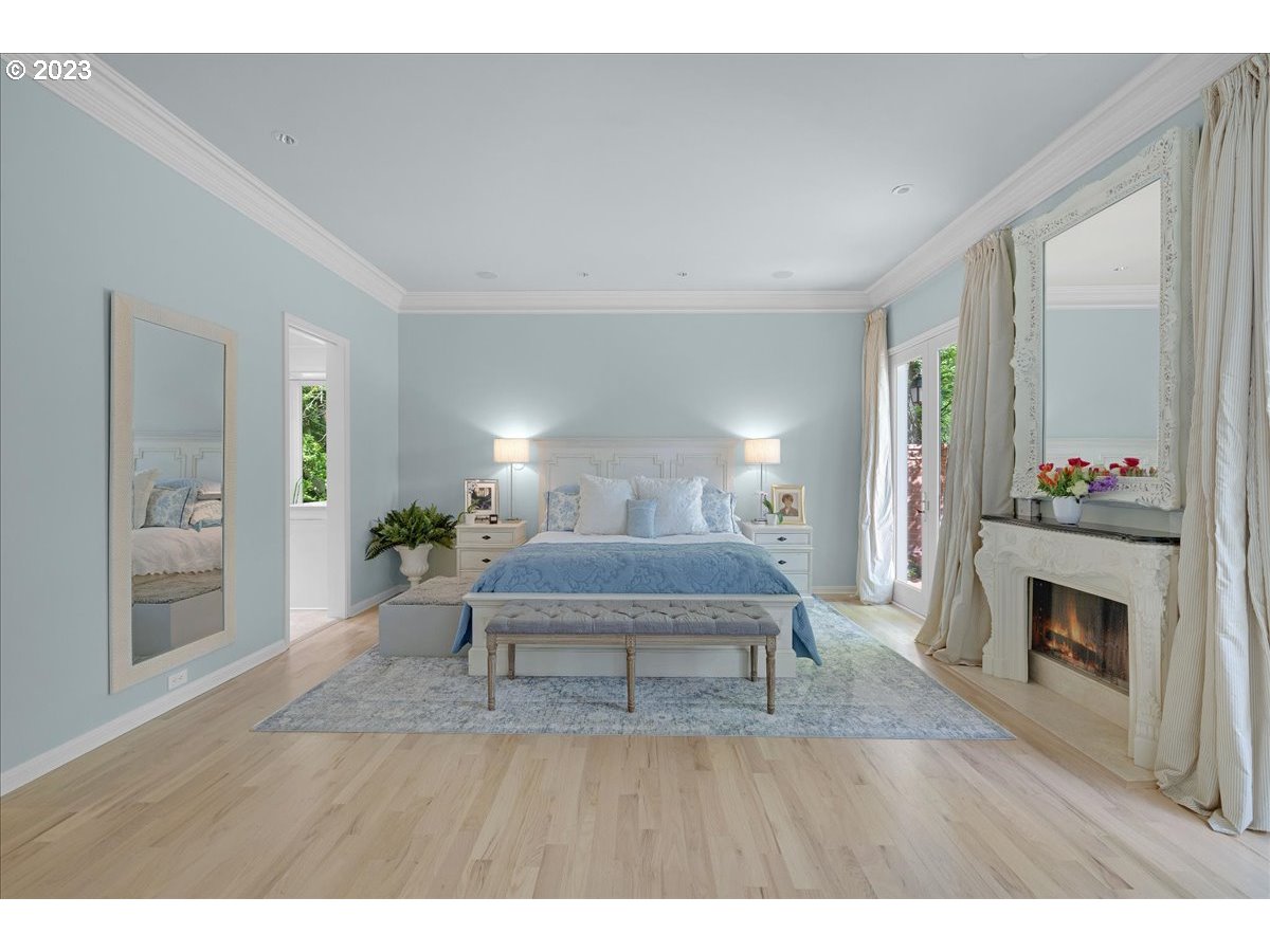 554 Southwest 48th Drive Portland, OR 97221 - Photo 20 of 48 a living room with furniture and a fireplace