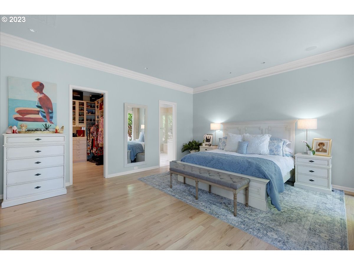 554 Southwest 48th Drive Portland, OR 97221 - Photo 21 of 48 a living room with furniture and wooden floor