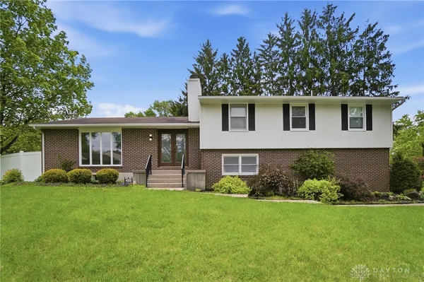 $3,000 | 4220 Willow Creek Drive, Dayton, OH 45415