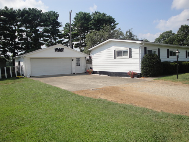26052 Angling Road Malden, IL 61337 - Photo 4 of 24 Gallery Image 4