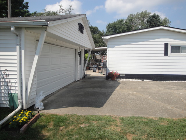 26052 Angling Road Malden, IL 61337 - Photo 5 of 24 Gallery Image 5