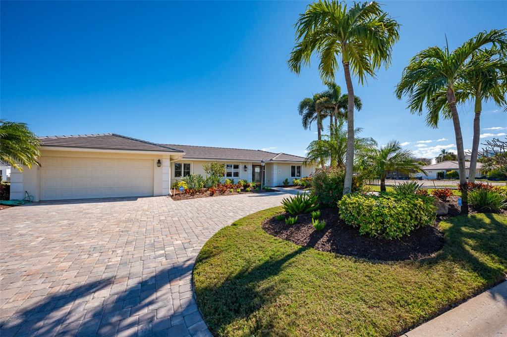 548 Gunwale Lane Longboat Key, FL 34228 - Photo 47 of 57