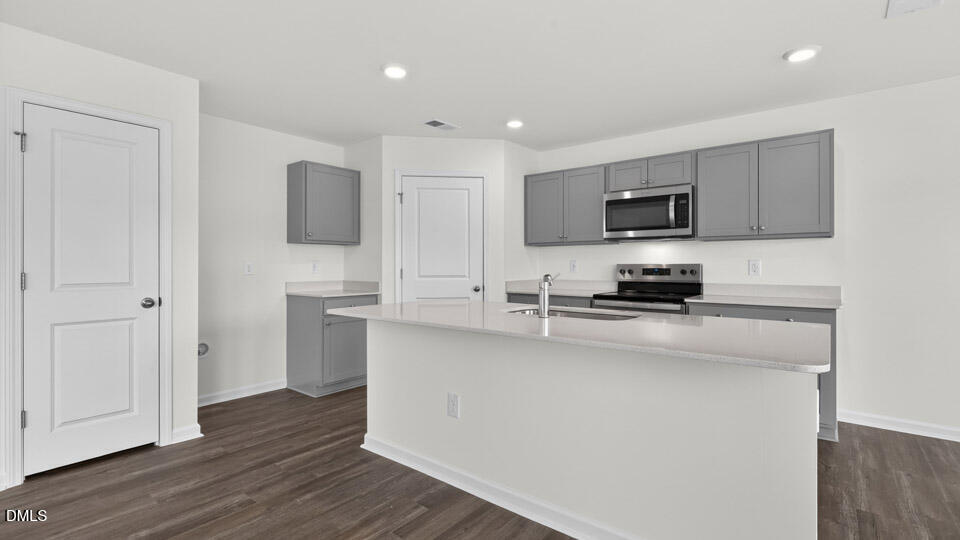 84 Cheyenne Drive Clayton, NC 27520 - Photo 12 of 37 lawson-glen-84-cheyenne-dr-clayton-nc-us