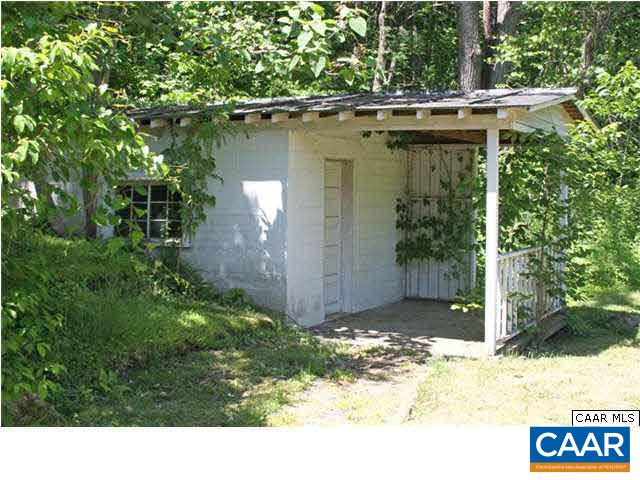 2723 Nethers Road Sperryville, VA 22740 - Photo 8 of 24 Gallery Image 8