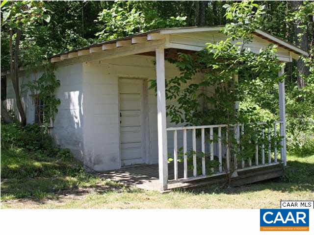 2723 Nethers Road Sperryville, VA 22740 - Photo 9 of 24 Gallery Image 9