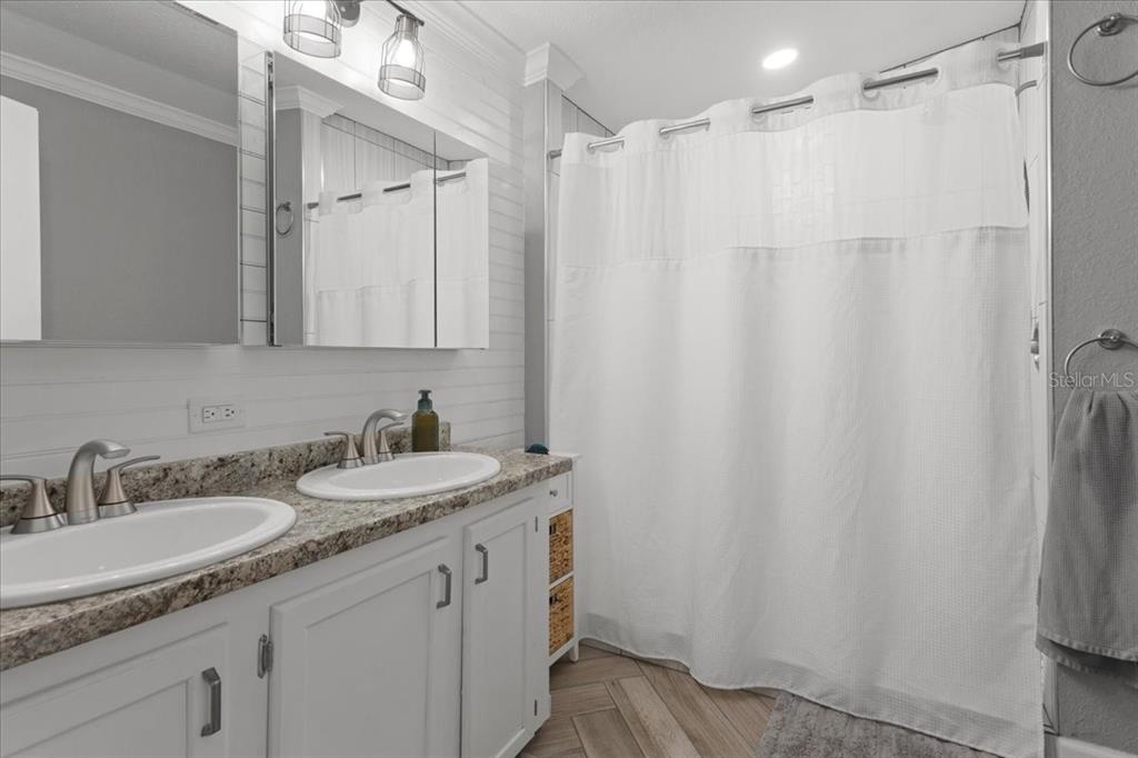 16221 Southwest 67 Place Archer, FL 32618 - Photo 13 of 30