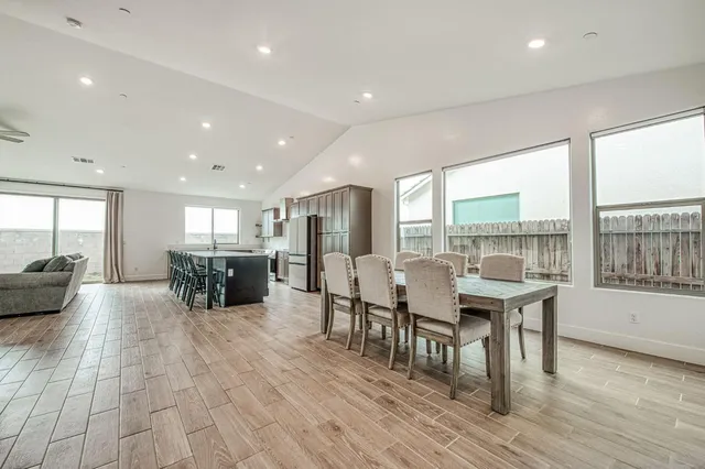 $575,000 | 7153 East Harvard Avenue, Fresno, CA 93737