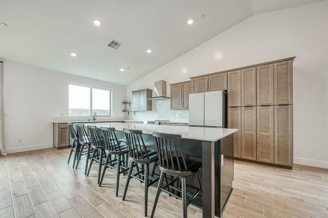 $575,000 | 7153 East Harvard Avenue, Fresno, CA 93737