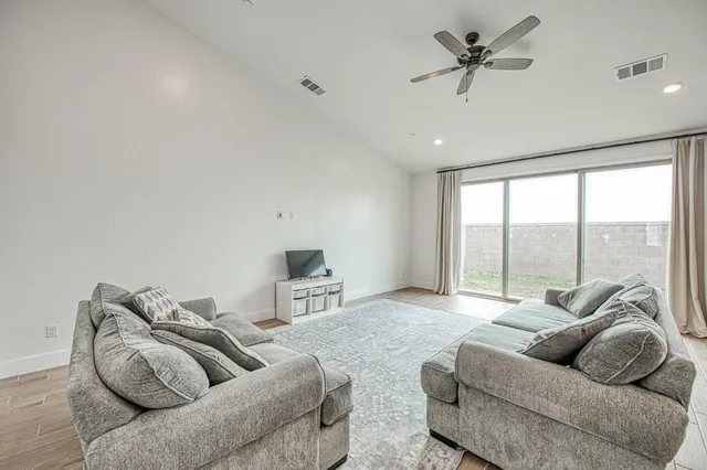 $575,000 | 7153 East Harvard Avenue, Fresno, CA 93737