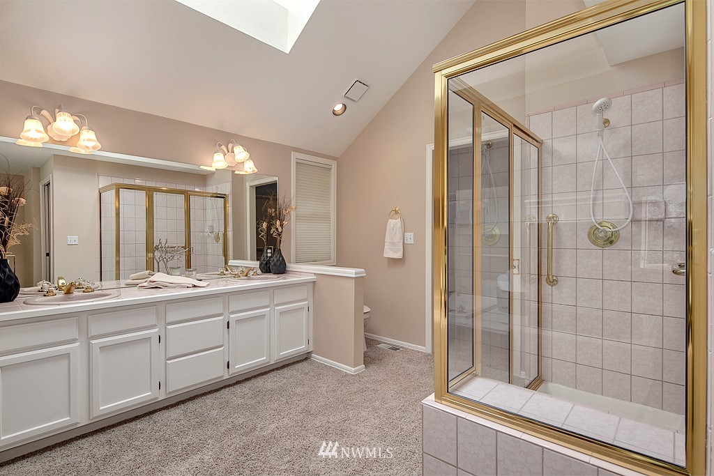 9824 Northeast 197th Street Bothell, WA 98011 - Photo 13 of 20 Gallery Image 13