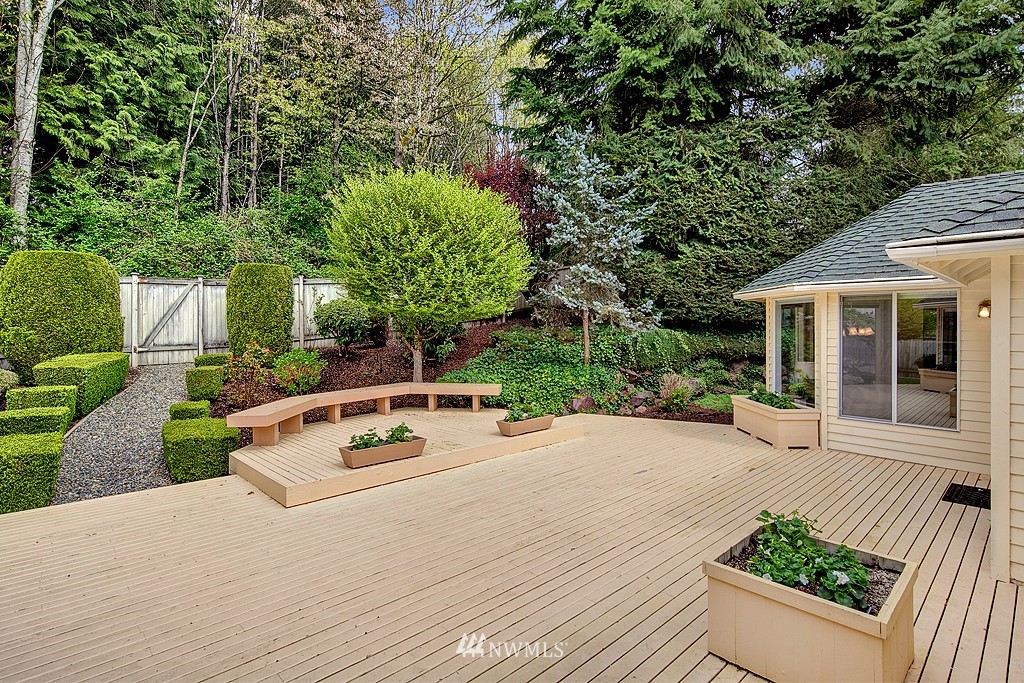 9824 Northeast 197th Street Bothell, WA 98011 - Photo 18 of 20 Gallery Image 18