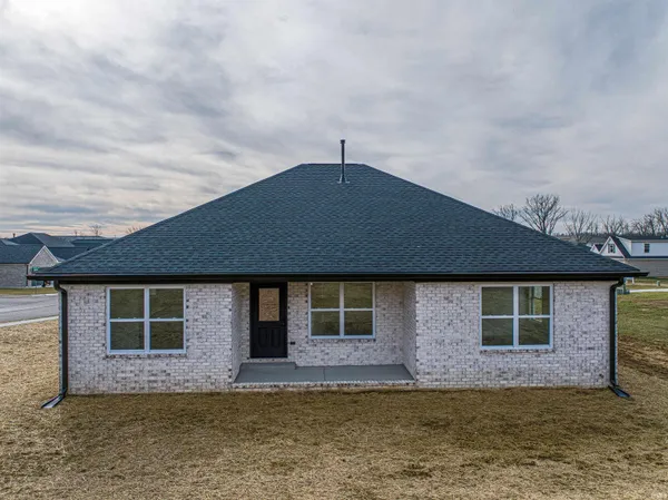 $380,000 | 3569 Sand Drive, Newburgh, IN 47630