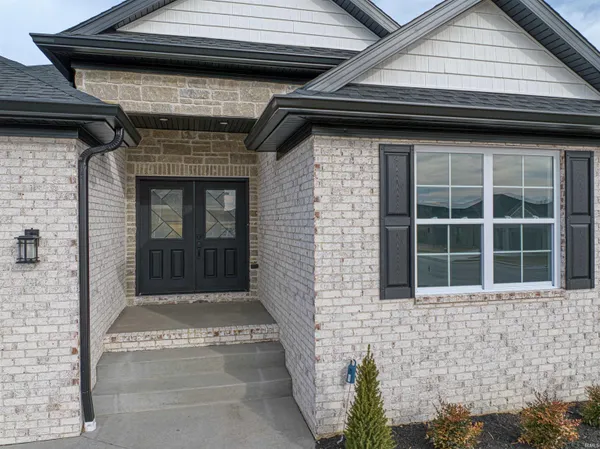 $380,000 | 3569 Sand Drive, Newburgh, IN 47630