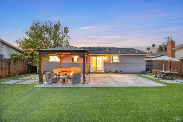 $689,000 | 779 Bernice Avenue, Rohnert Park, CA 94928