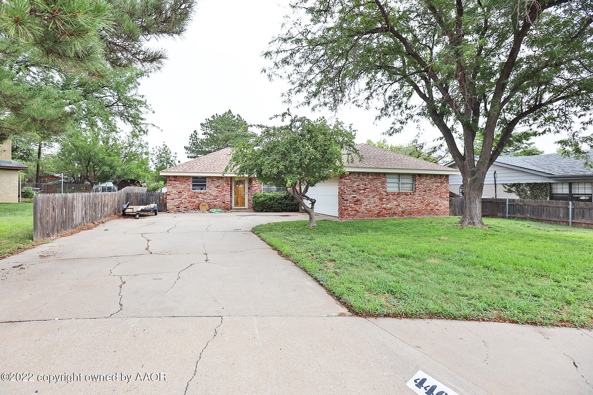 4404 Sherwood Lane Amarillo, TX 79110 - Photo 1 of 25 Front