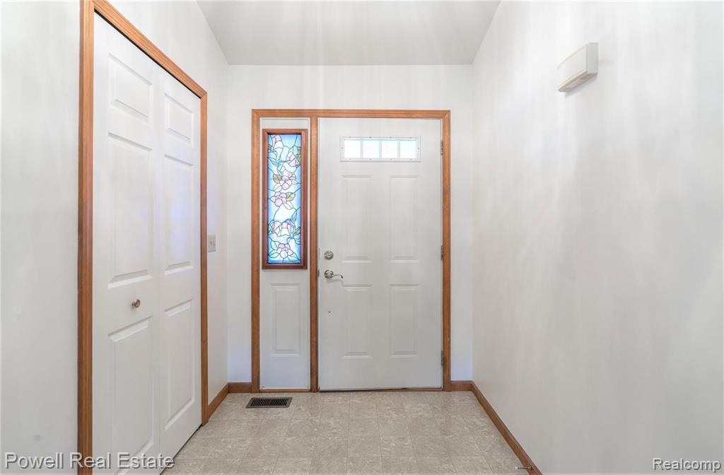 1699 Smith Road Lapeer, MI 48446 - Photo 11 of 54