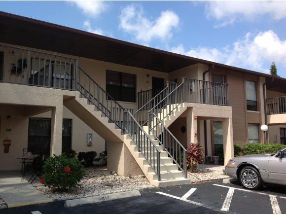 256 Pebble Beach Circle, Unit D203 Naples, FL 34113 - Photo 1 of 13 Photo 1
