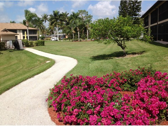 256 Pebble Beach Circle, Unit D203 Naples, FL 34113 - Photo 11 of 13 Photo 11