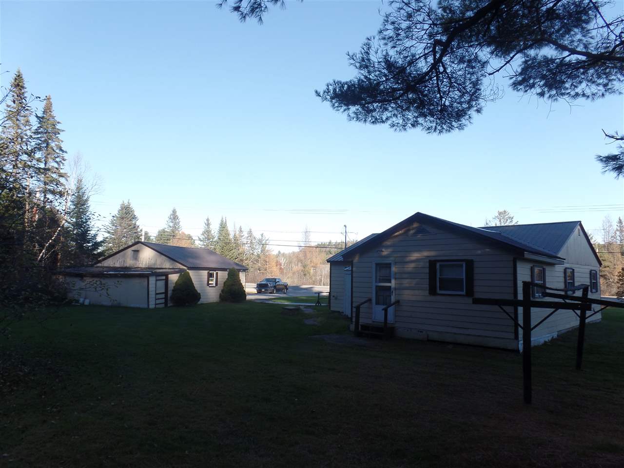 413 Milan Road Milan, NH 03588 - Photo 4 of 21