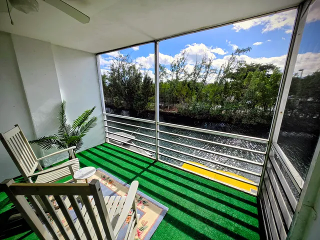 $2,200 | 3660 Northeast 166th Street, Unit 312, North Miami Beach, FL 33160