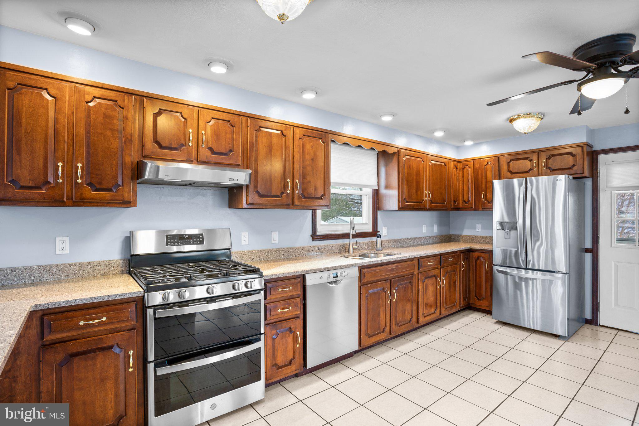 19 Belfast Road Lutherville-Timonium, MD 21093 - Photo 9 of 49 Gallery Image 9