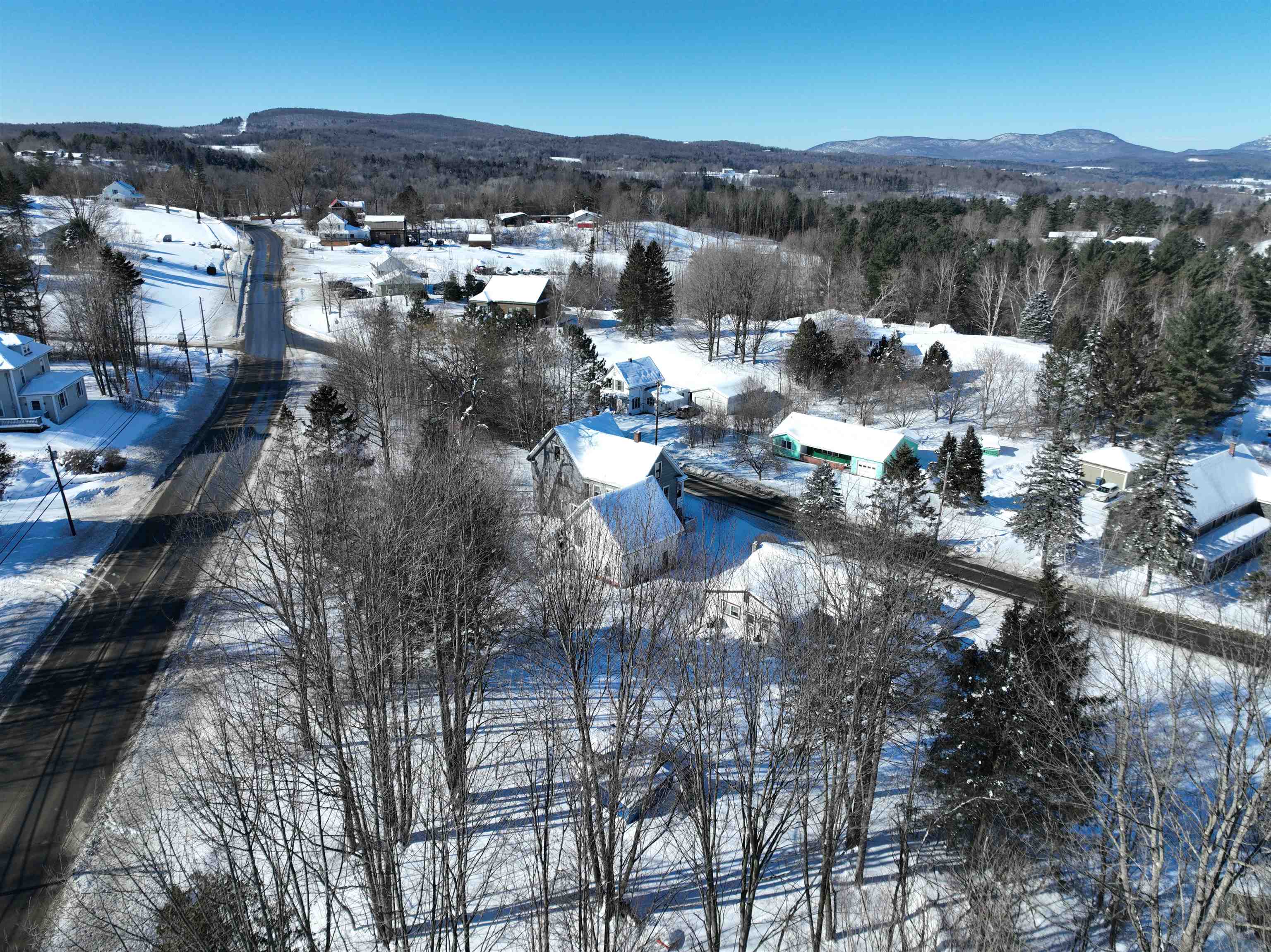 531 West Main Street Newport, VT 05855 - Photo 5 of 26