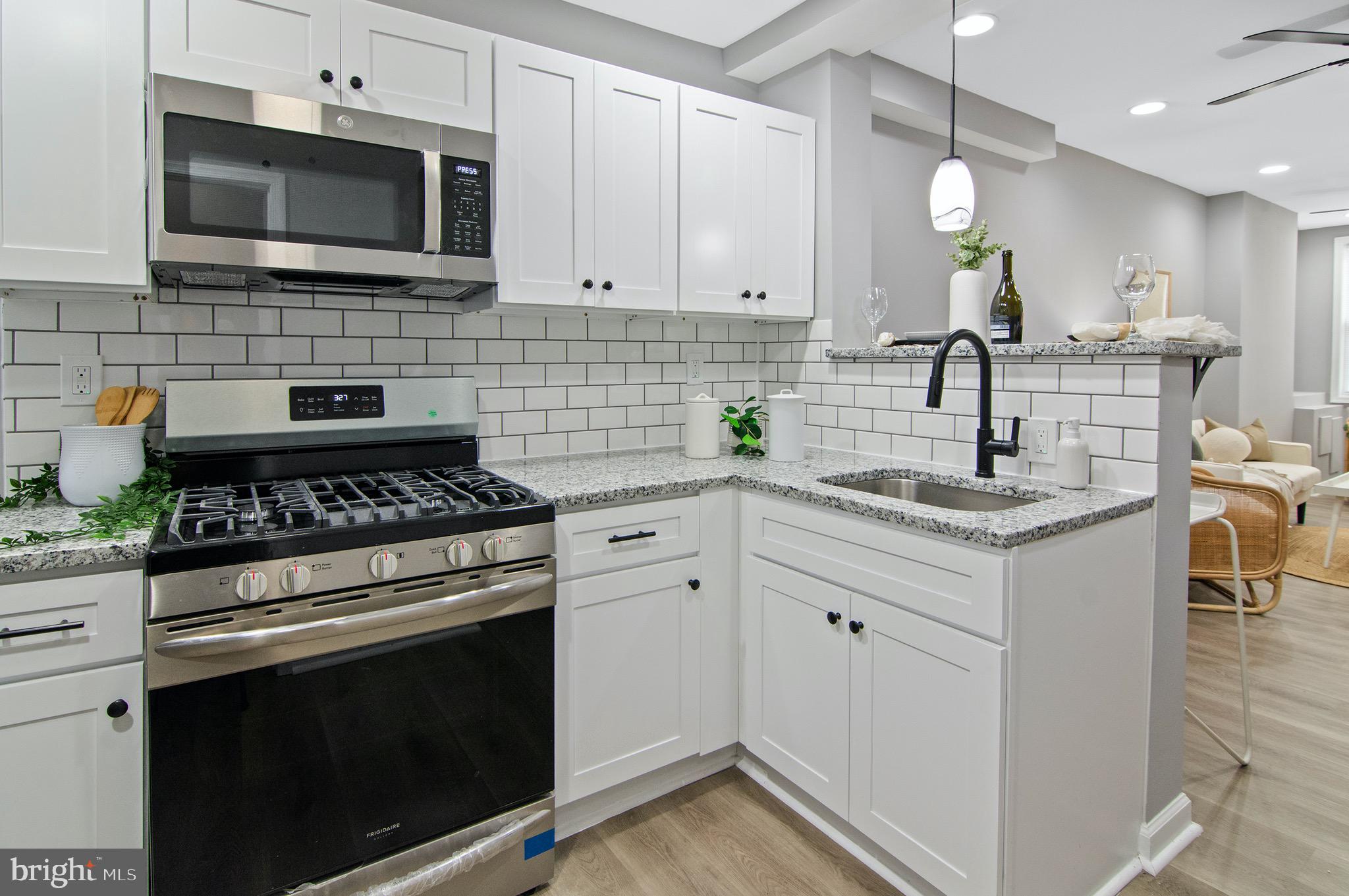 855 Reinhardt Street Baltimore, MD 21230 - Photo 11 of 25 Kitchen