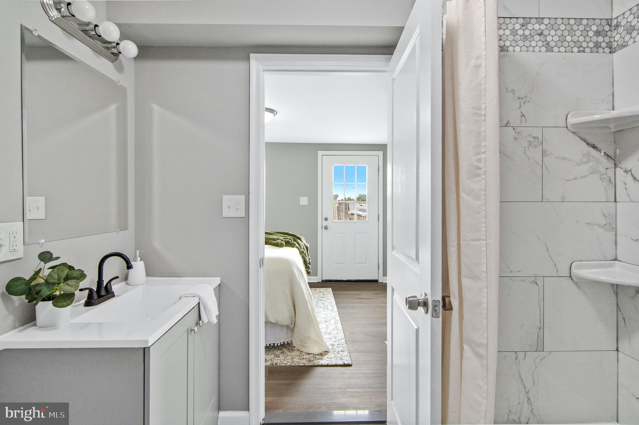 855 Reinhardt Street Baltimore, MD 21230 - Photo 19 of 25 Bathroom