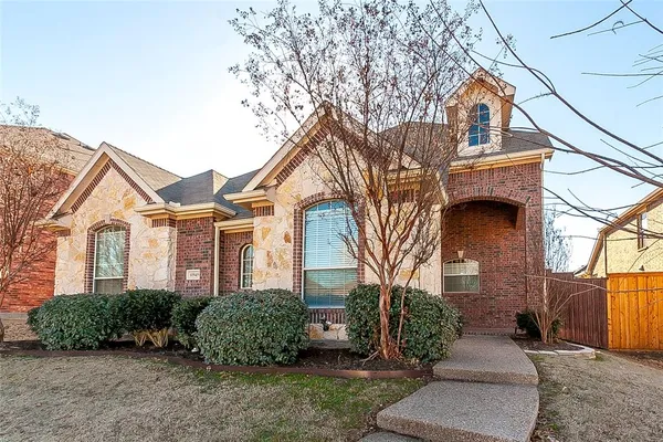 $3,100 | 11945 Henderson Drive, Frisco, TX 75035