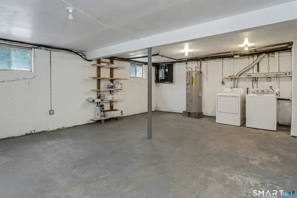 $3,600 | 85 Burwood Avenue, Unit BACK, Stamford, CT 06902