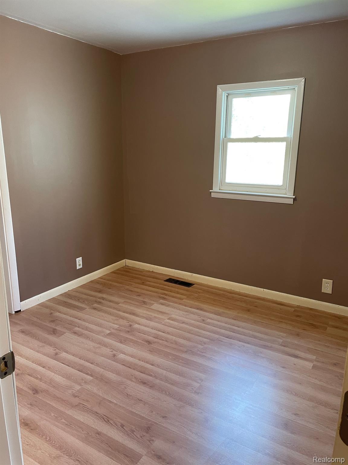 5926 Millington Road Millington, MI 48746 - Photo 9 of 19