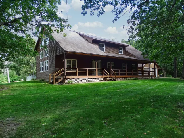$625,000 | E8403 Highway 85, Mondovi, WI 54755