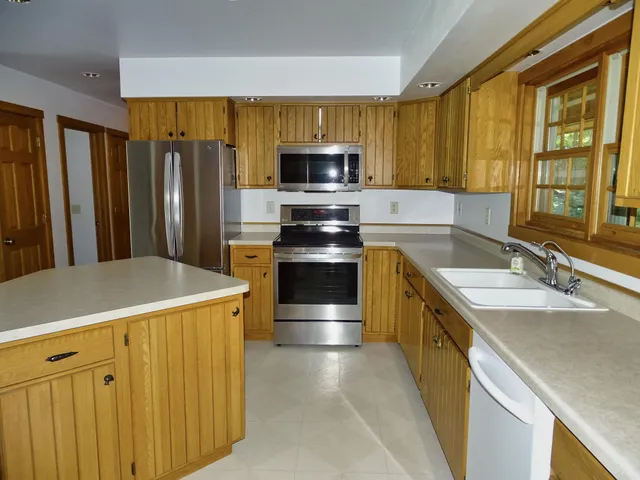 $625,000 | E8403 Highway 85, Mondovi, WI 54755