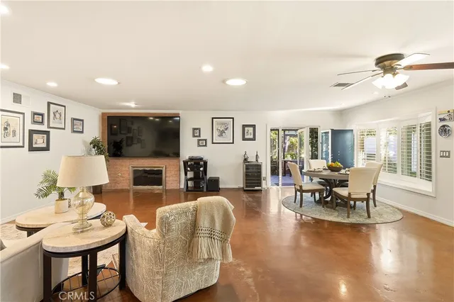 $889,000 | 2736 North Wanda Avenue, Simi Valley, CA 93065