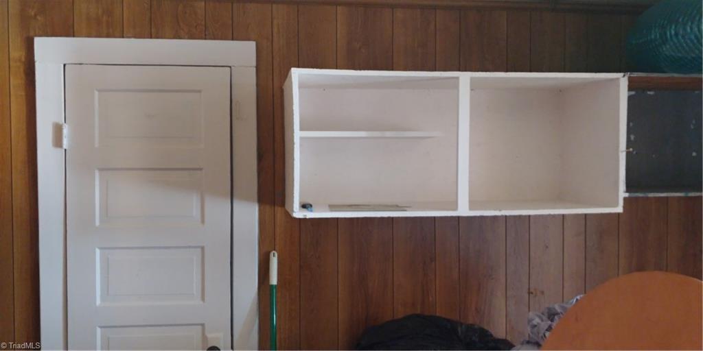 1421 Fieldcrest Road Eden, NC 27288 - Photo 12 of 16 Gallery Image 12