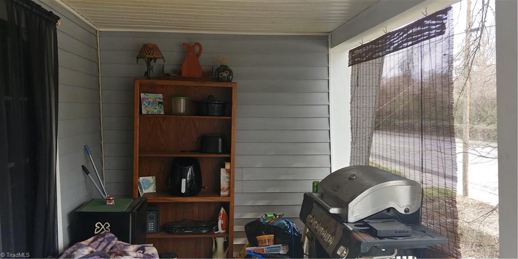 1421 Fieldcrest Road Eden, NC 27288 - Photo 15 of 16 Gallery Image 15