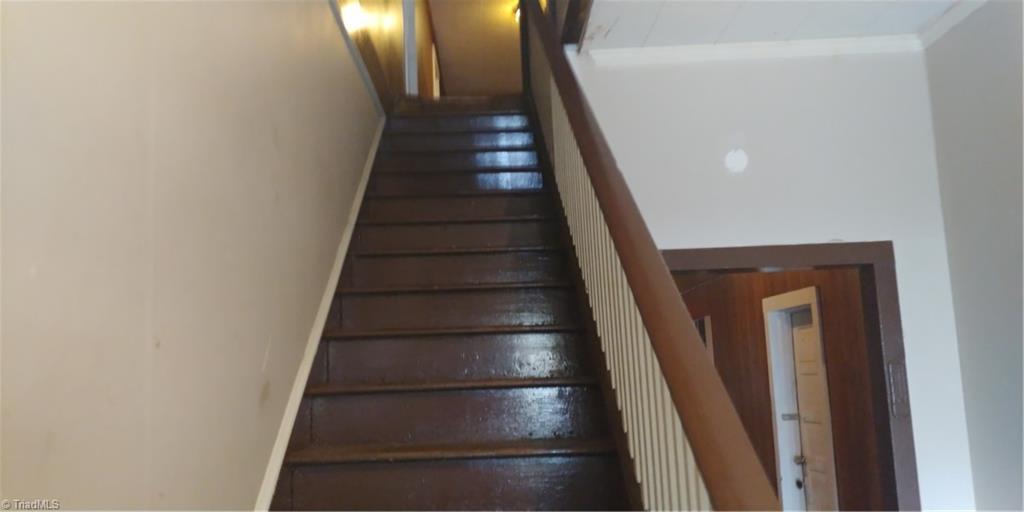 1421 Fieldcrest Road Eden, NC 27288 - Photo 7 of 16 Gallery Image 7